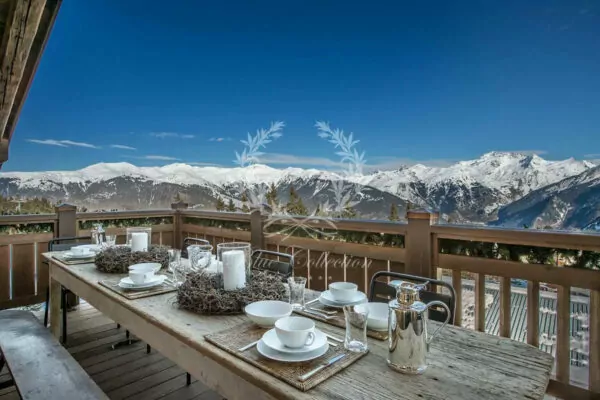 Luxury Ski Chalet to Rent in Courchevel 1850 – France | Private Indoor Heated Pool 