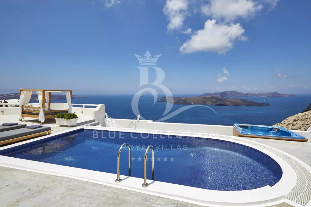 Luxury Villa for Rent in Santorini – Greece | Fira | Private Heated Infinity Pool | Sea, Caldera & Sunset Views 