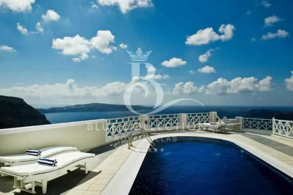 Luxury Villa for Rent in Santorini – Greece | Fira | Private Heated Infinity Pool | Sea, Caldera & Sunset Views | Sleeps 4 | 2 Bedrooms | 2 Bathrooms | REF: 180412662 | CODE: SCG-5