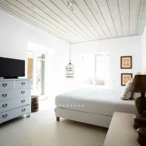 Mykonos_Luxury_Villas_TRC-2-(8)