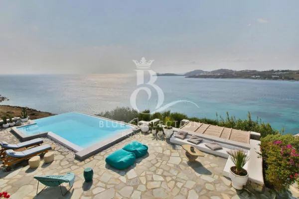 Private Seafront Villa for Rent in Mykonos – Greece | Agios Lazaros | Private Infinity Pool | Sea & Sunset Views | Sleeps 10 | 5 Bedrooms | 5 Bathrooms | REF: 180412710 | CODE: ASL-13