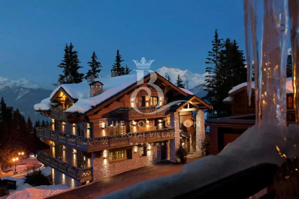 Palatial Luxury Ski Chalet to Rent in Courchevel 1850 – France | Private Indoor Heated Pool | Sleeps 15 | 9 Bedrooms | 9 Bathrooms | REF: 180412771 | CODE: FCR-39