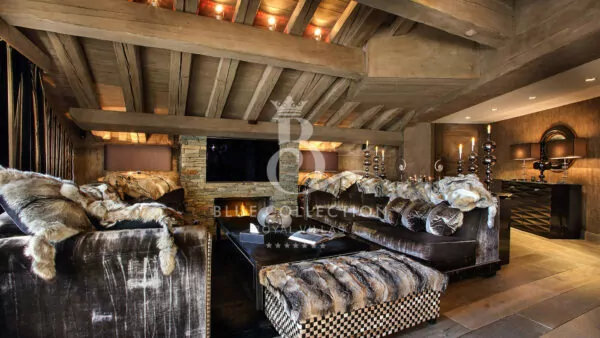 Luxury Ski Chalet to Rent in Courchevel 1850 – France | Hydrotherapy Jacuzzi & Wellness Area | Sleeps 10 | 5 Bedrooms | 5 Bathrooms | REF: 180412779 | CODE: FCR-47