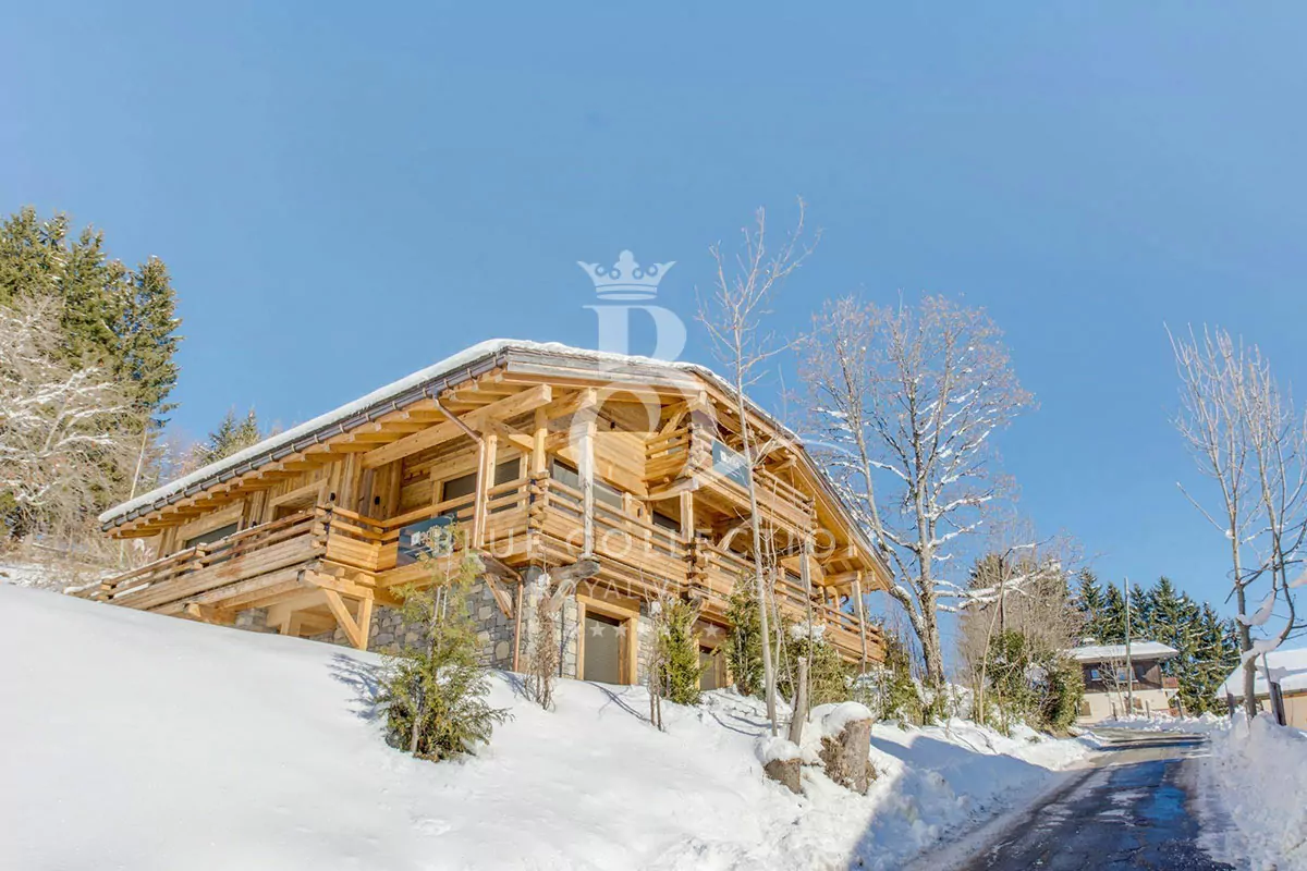 Luxury Ski Chalet to Rent in Megeve – France | Private Heated Indoor Pool & Jacuzzi 