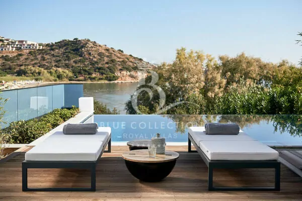 Private Beachfront 2-Villas Complex for Rent in Crete – Greece | Agios Nikolaos | 2 Private Pools | Sea & Sunrise View | Sleeps 10 | 5 Bedrooms | 5 Bathrooms | REF: 180412813 | CODE: CRV-6
