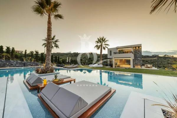 Private 2-Villas Complex for Rent in Crete | Heraklion | REF: 180412905 | CODE: CRT-21 | Private Infinity Pool | Sea View | Sleeps 12 | 6 Bedrooms | 4 Bathrooms
