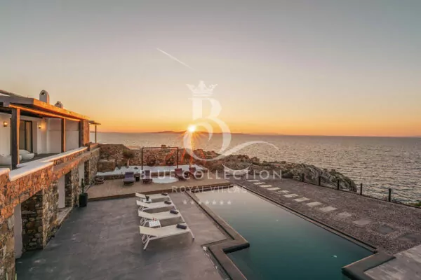 Private Seafront Villa for Rent in Mykonos | Kanalia | REF: 180412909 | CODE: KNL-6 | Private Pool | Sea & Sunset View | Sleeps 8 | 4 Bedrooms | 4 Bathrooms