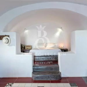 Santorini_Luxury_Villas_SWP-1-(10)