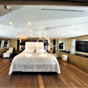 Greece_Luxury_Yachts_MY_GRAND_AMORE-(19)