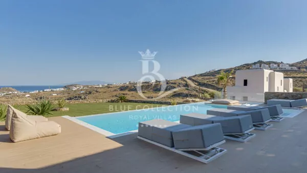 Mykonos Luxury Villas – Private Villa for Rent in Mykonos – Greece | Kalafatis | REF: 180412955 | CODE: KDO-2 | Private Infinity Pool | Sea & Sunrise View | Sleeps 8 | 4+1 Bedrooms | 4 Bathrooms