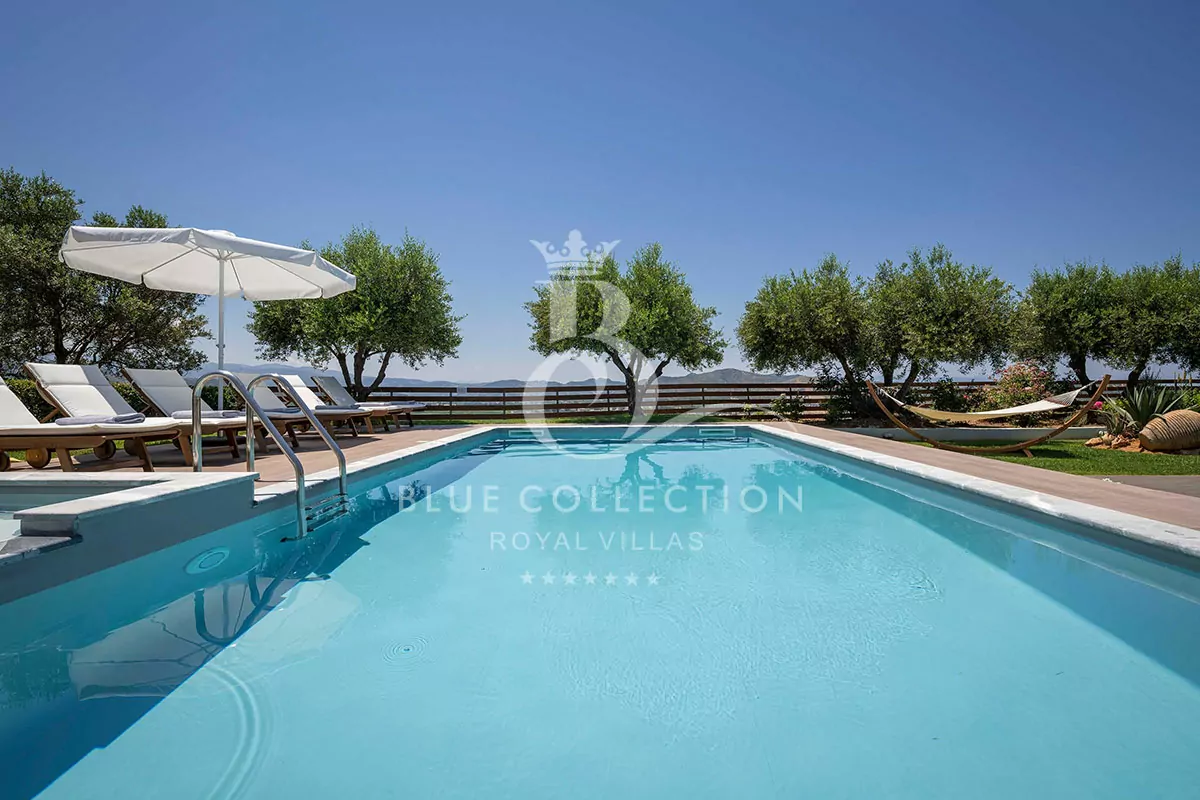 Crete Luxury Villas - Private Villa for Rent | Chania | REF: 180412968 | CODE: CHV-29 | Private Heated Pool | Sunset View | Sleeps 12 | 6 Bedrooms | 4 Bathrooms