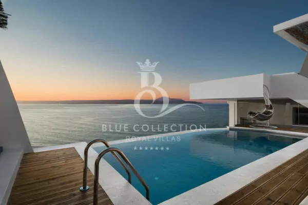 Luxury Villa for Rent in Crete | Chania | REF: 180412975 | CODE: CRT-25 | Private Infinity Pool | Sea View | Sleeps 6 | 3 Bedrooms | 3 Bathrooms