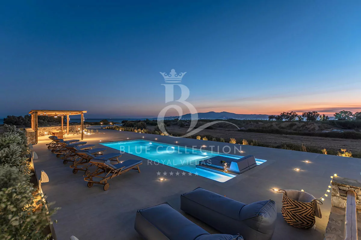 Beachfront Villa for Rent in Naxos | REF: 180412976 | CODE: NXS-2 | Private Heated Pool | Sea & Sunset View | Sleeps 12 | 6 Bedrooms | 6 Bathrooms