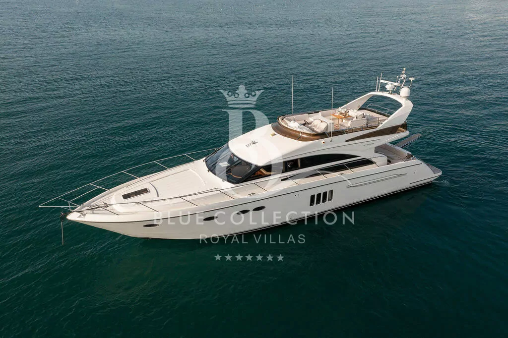 Luxury Yacht for Charter | Greece | M/Y PRINCESS 62′ Flybridge | 62 ft | 4 Cabins | Guests 8 | Crew 2