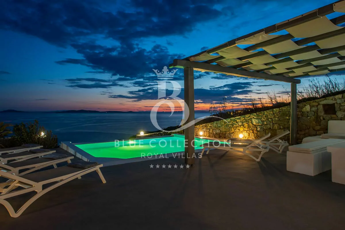 Private Villa for Rent - Mykonos | Choulakia | REF: 180412977 | CODE: LHR-2 | Private Pool | Sea & Sunset Views | Sleeps 6 | 3 Bedrooms | 3 Bathrooms