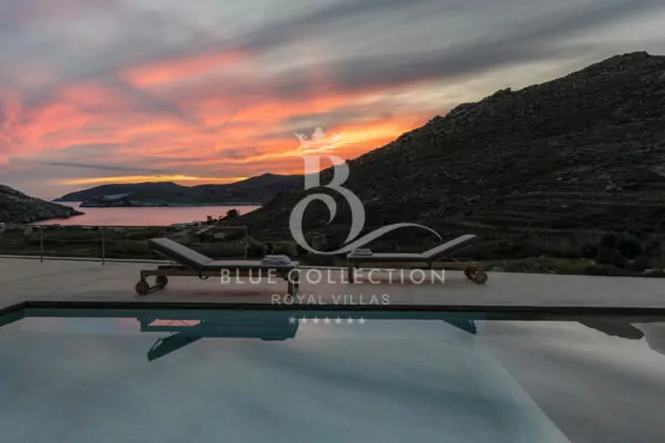 Private Villa for Rent in Serifos | REF: 180412989 | CODE: SRF-1 | Private Pool | Sea & Sunset View 