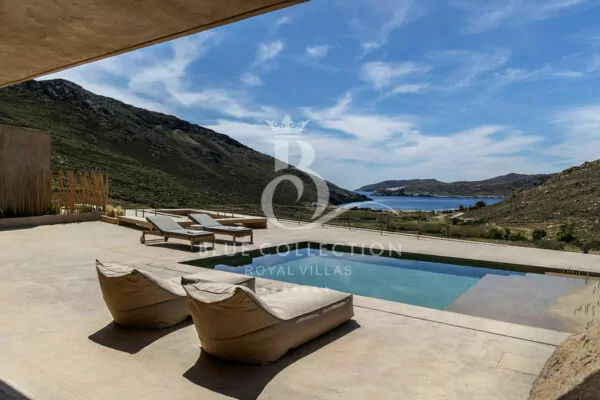 Private Villa for Rent in Serifos | REF: 180412991 | CODE: SRF-2 | Private Pool | Sea & Sunset View 