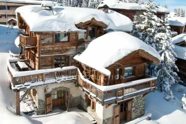 Luxury Ski Chalet to Rent in Courchevel 1850 – France | REF: 180413016 | CODE: FCR-56 | Private Jacuzzi | Sleeps 10 | 5 Bedrooms | 5 Bathrooms