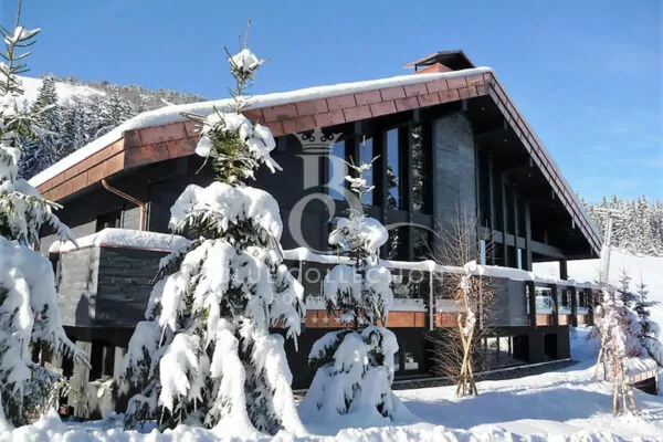 Luxury Ski Chalet to Rent in Courchevel 1850 – France | REF: 180413029 | CODE: FCR-61 | Private Pool Outdoor | Sleeps 14 | 7 Bedrooms | 7 Bathrooms