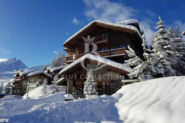 Luxury Ski Chalet to Rent in Courchevel 1850 – France | REF: 180413037 | CODE: FCR-68 | Indoor Heated Pool | Sleeps 10 | 5 Bedrooms | 5 Bathrooms