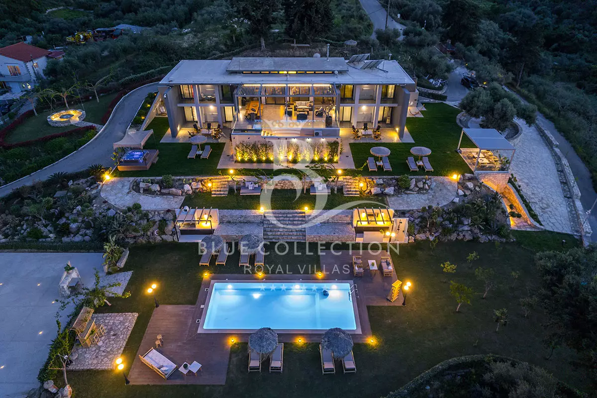 Crete Luxury Villa for Rent | Chania | REF: 180413113 | CODE: C-17 | Private Heated Pool | Sea view | Sleeps 14 | 8 Bedrooms | 7 Bathrooms