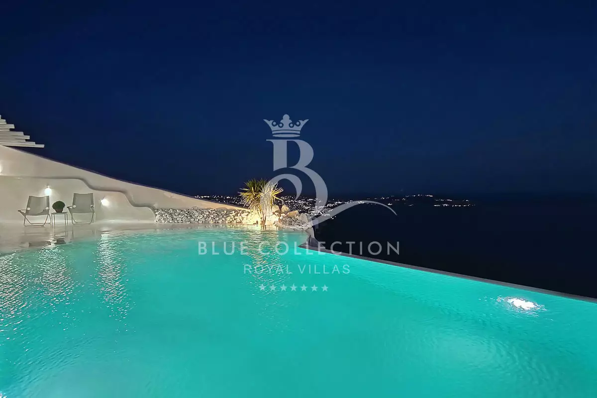 Luxury Villa for Rent in Mykonos - Greece | Kastro | REF: 180413056 | CODE: Z-12 | Private Pool & Amazing Sea View | Sleeps 10 | 5 Bedrooms | 5 Bathrooms