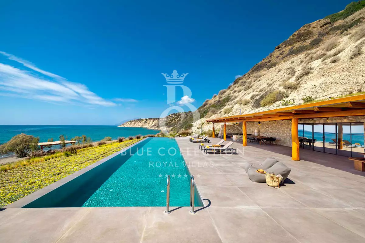 Luxury Beachfront Villa for Rent in Crete – Greece | REF: 180413183 | CODE: CRT-30 | Private Infinity Pool | Sea View 