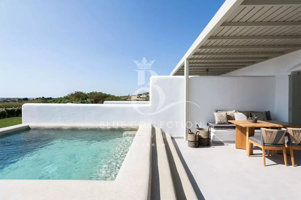 Luxury Suite for Rent in Paros – Greece | REF: 180413241 | CODE: PRS-52 | Sea & Sunset View | Private Pool | Sleeps 4 | 2 Bedrooms | 1 Bathroom