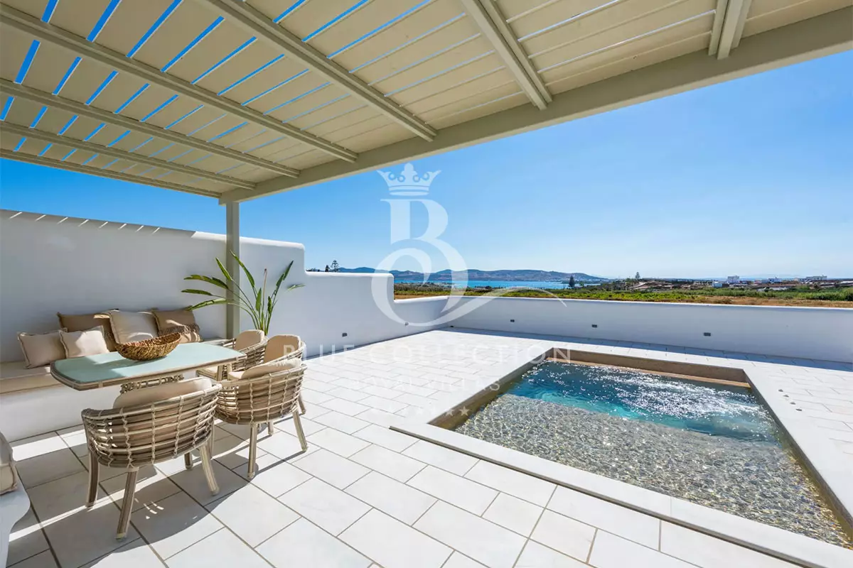 Luxury Suite for Rent in Paros – Greece | REF: 180413242 | CODE: PRS-53 | Sea & Sunset View | Private Pool | Sleeps 2 | 1 Bedroom | 1 Bathroom