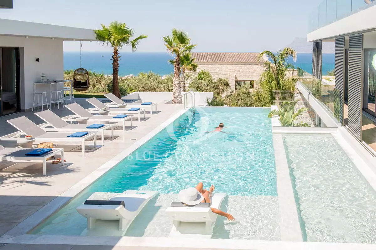 Private Villa for Rent in Crete – Greece | Chania-Kissamos | REF: 180413318 | CODE: CHV-42 | Sea & Sunset View | Private Heated Outdoor-Indoor Pool | Sleeps 12 | 6 Bedrooms | 7 Bathrooms