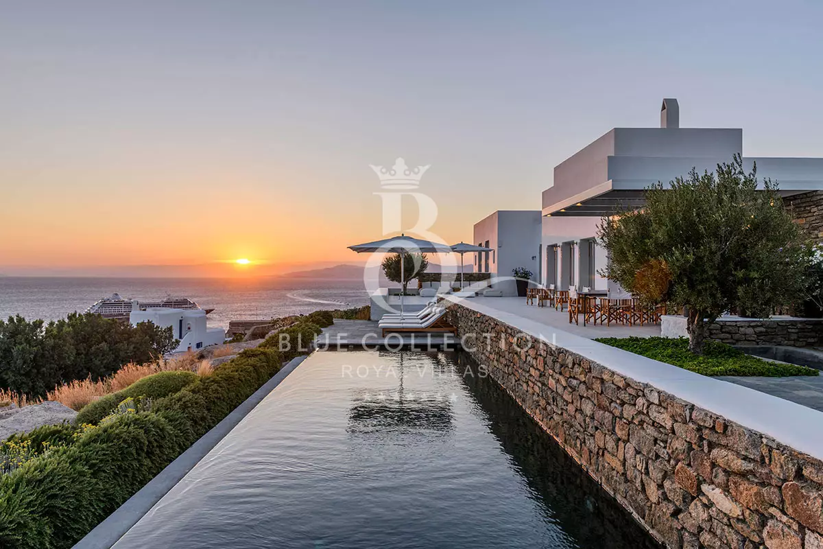 Private Villa for Rent in Mykonos – Greece | Mykonos Town | REF: 180413356 | CODE: EVM-9 | Private Infinity Pool | Sleeps 8 | 4+1 Bedrooms | 5 Bathrooms