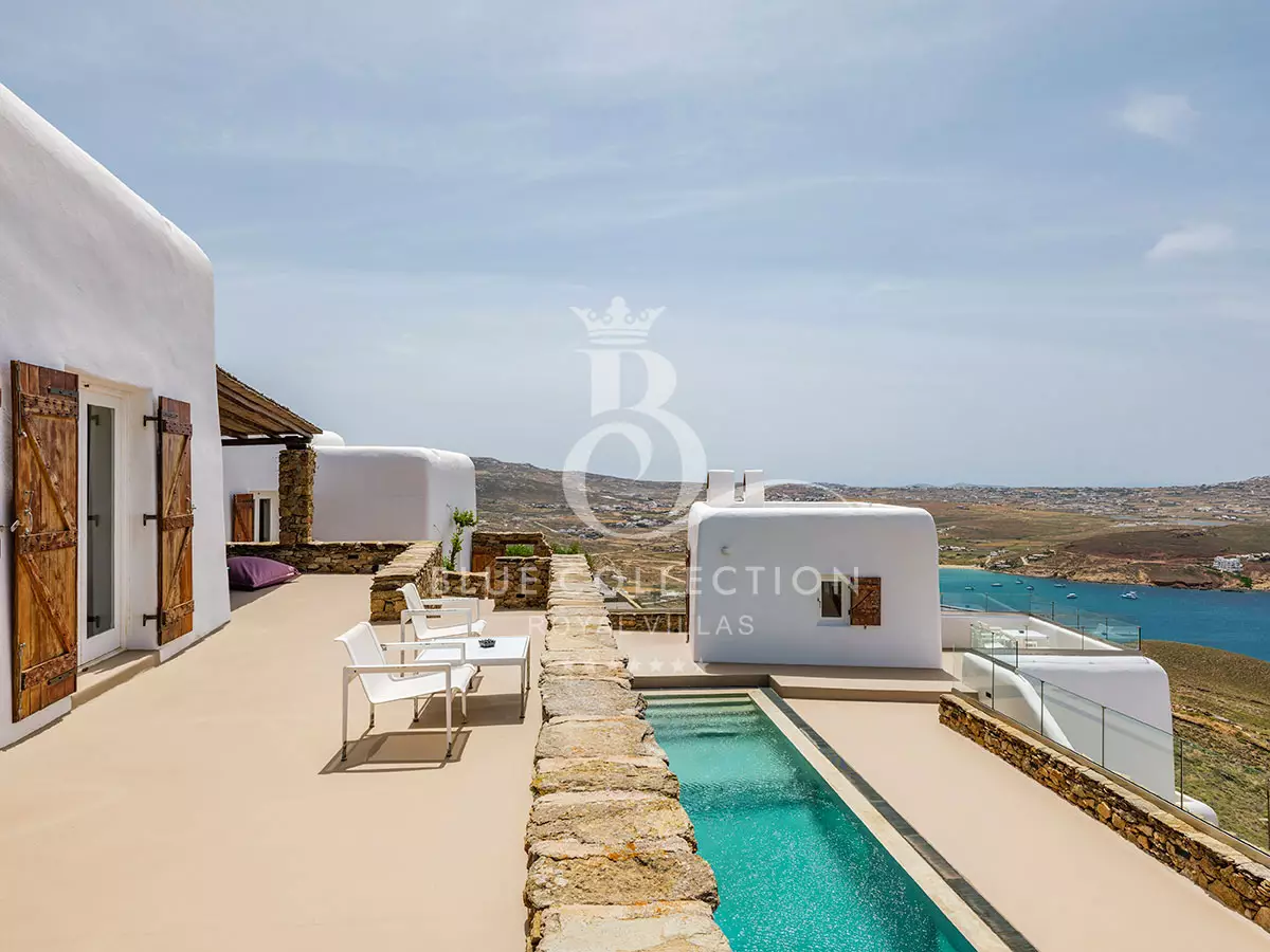 Private Villa for Rent in Mykonos – Greece | Ftelia | REF: 180413379 | CODE: EVM-10 | Private Heated Pool & Jacuzzi | Sea View | Sleeps 14 | 7 Bedrooms | 8 Bathrooms