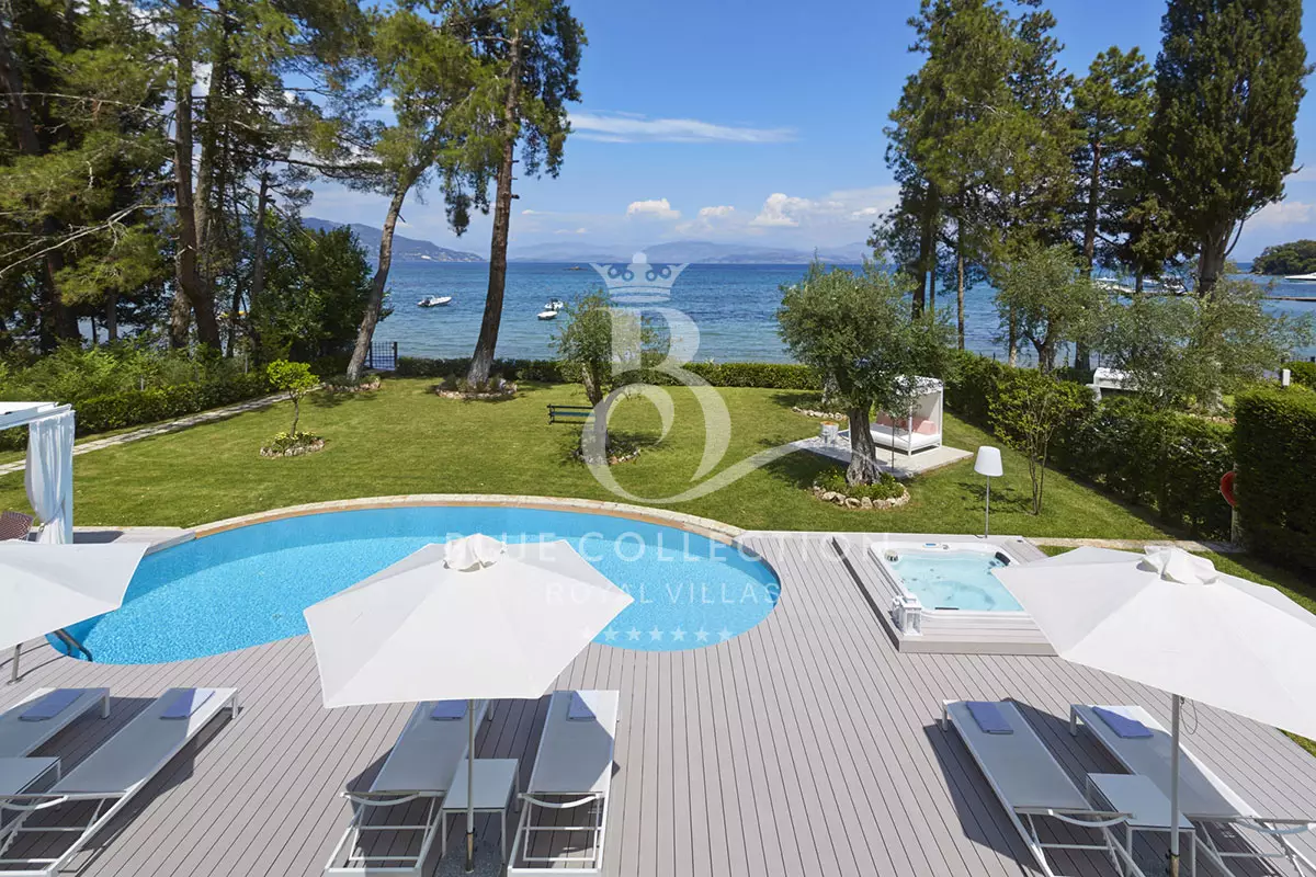 Beachfront 2-Villa Complex for Rent in Corfu – Dassia | 2 Private Heated Pools & Jacuzzi | Sea View | CRF-42