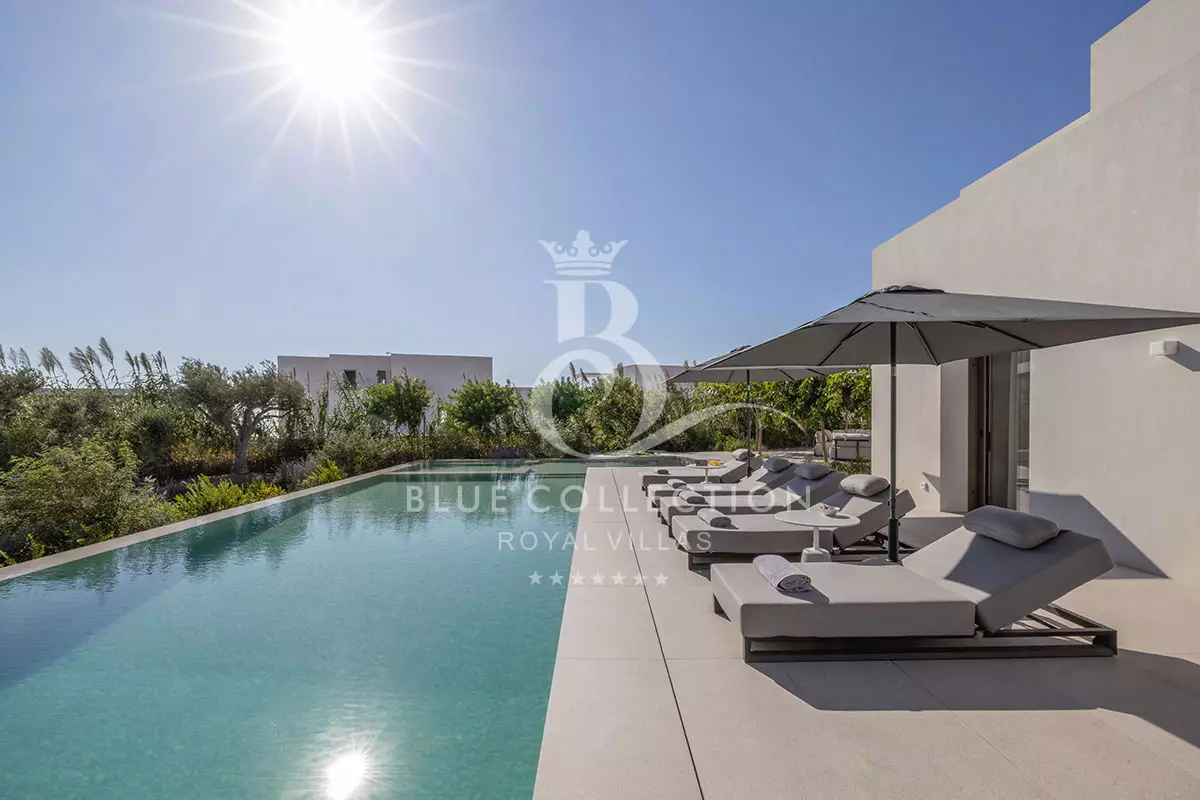 Private Beachfront Villa for Rent in Paros – Greece | REF: 180413388 | CODE: PRS-57 | Private Infinity Pool | Sea & Sunset View | Sleeps 10 | 5 Bedrooms | 5 Bathrooms