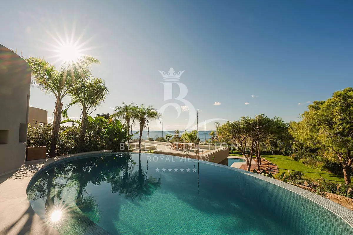 Seafront Luxury Villa for Rent in Athens Riviera – Anavissos | Multiple Private Pools | Sea View | ATH-31
