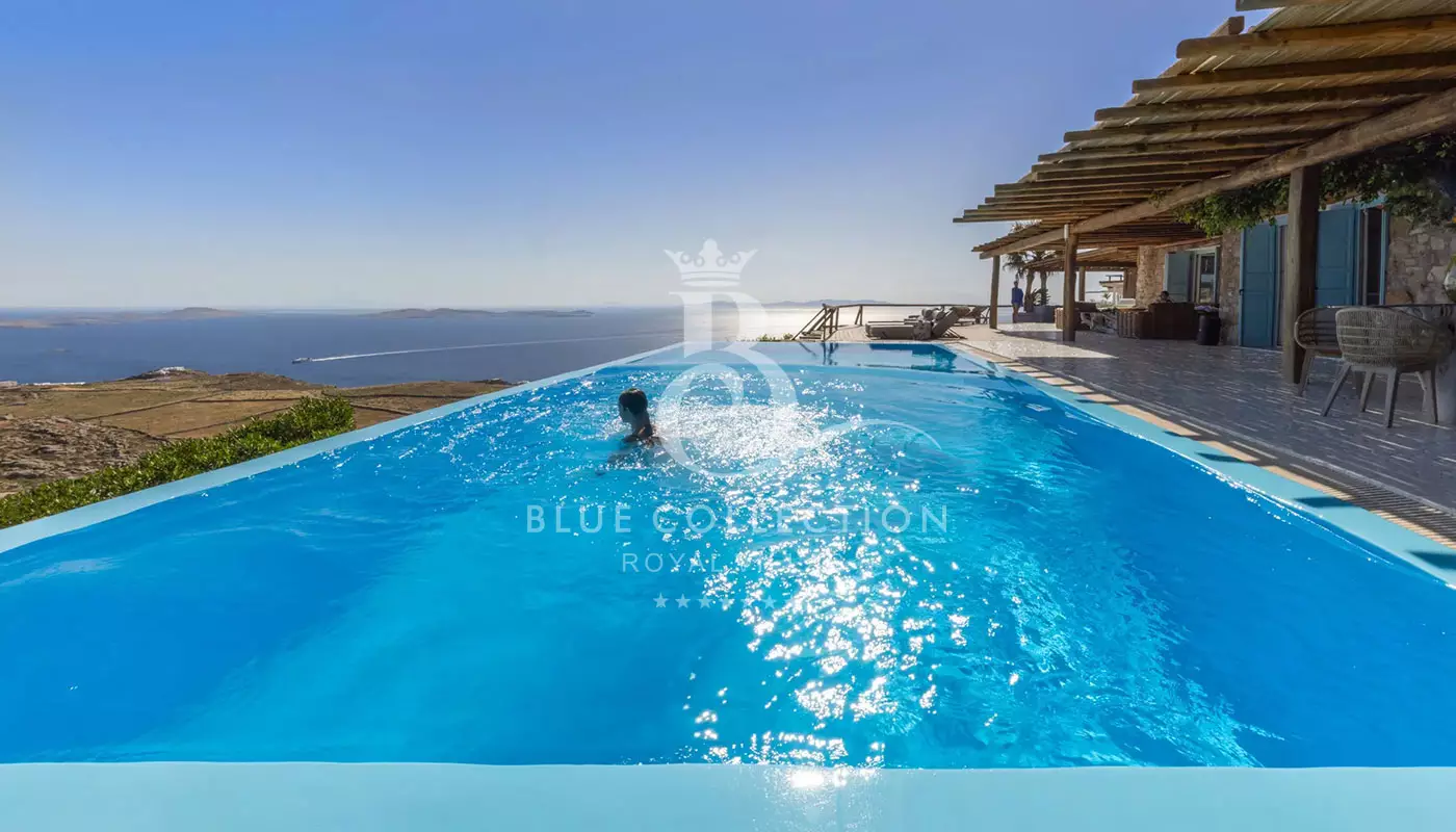 Premium Villa for Rent in Mykonos – Kastro | 2 Private Infinity Pools | 2 Outdoor Jacuzzis | Sea View | Z-15